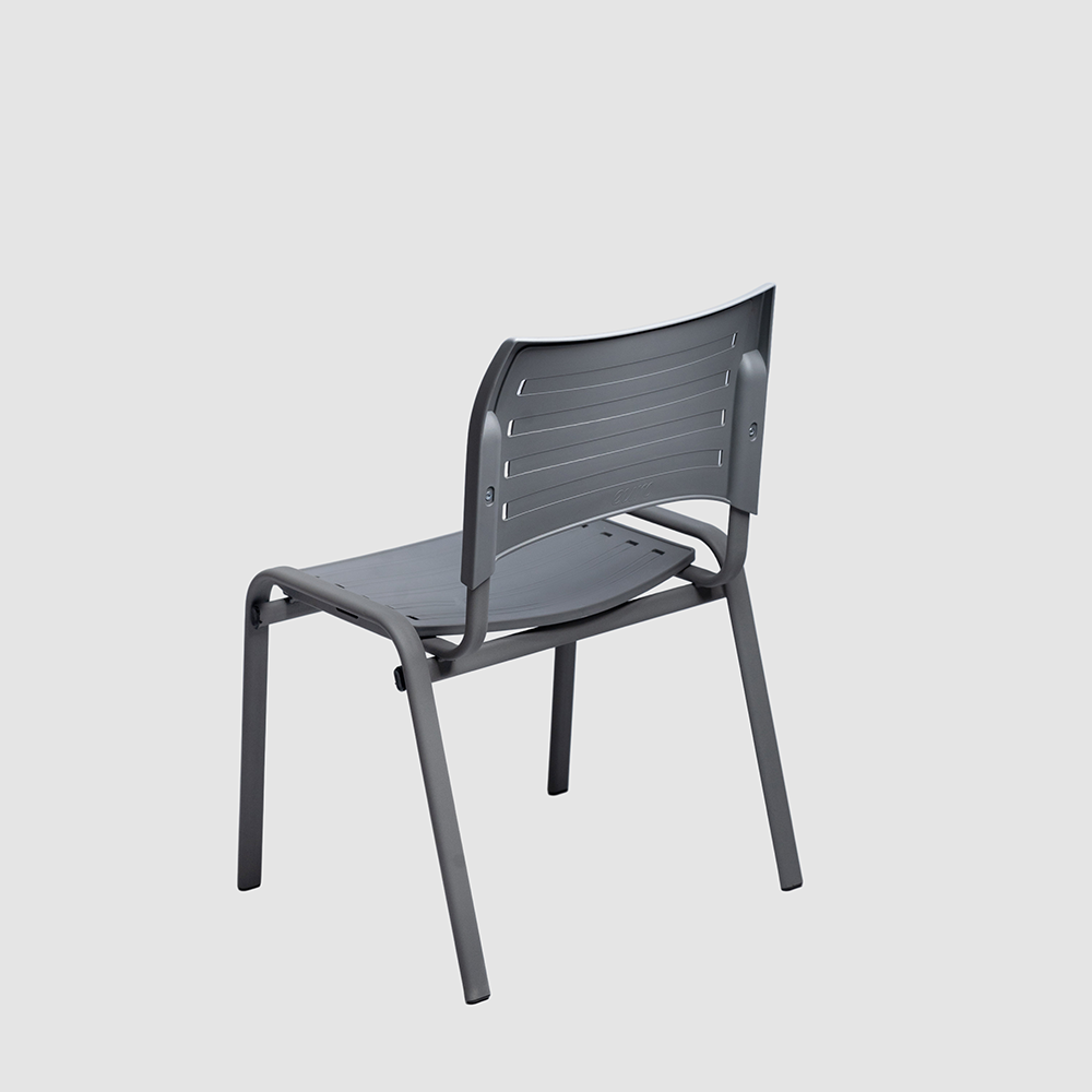 Royal Chair Wait