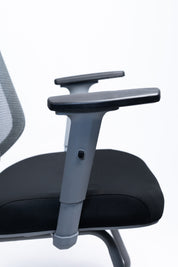 Vinnous Chair