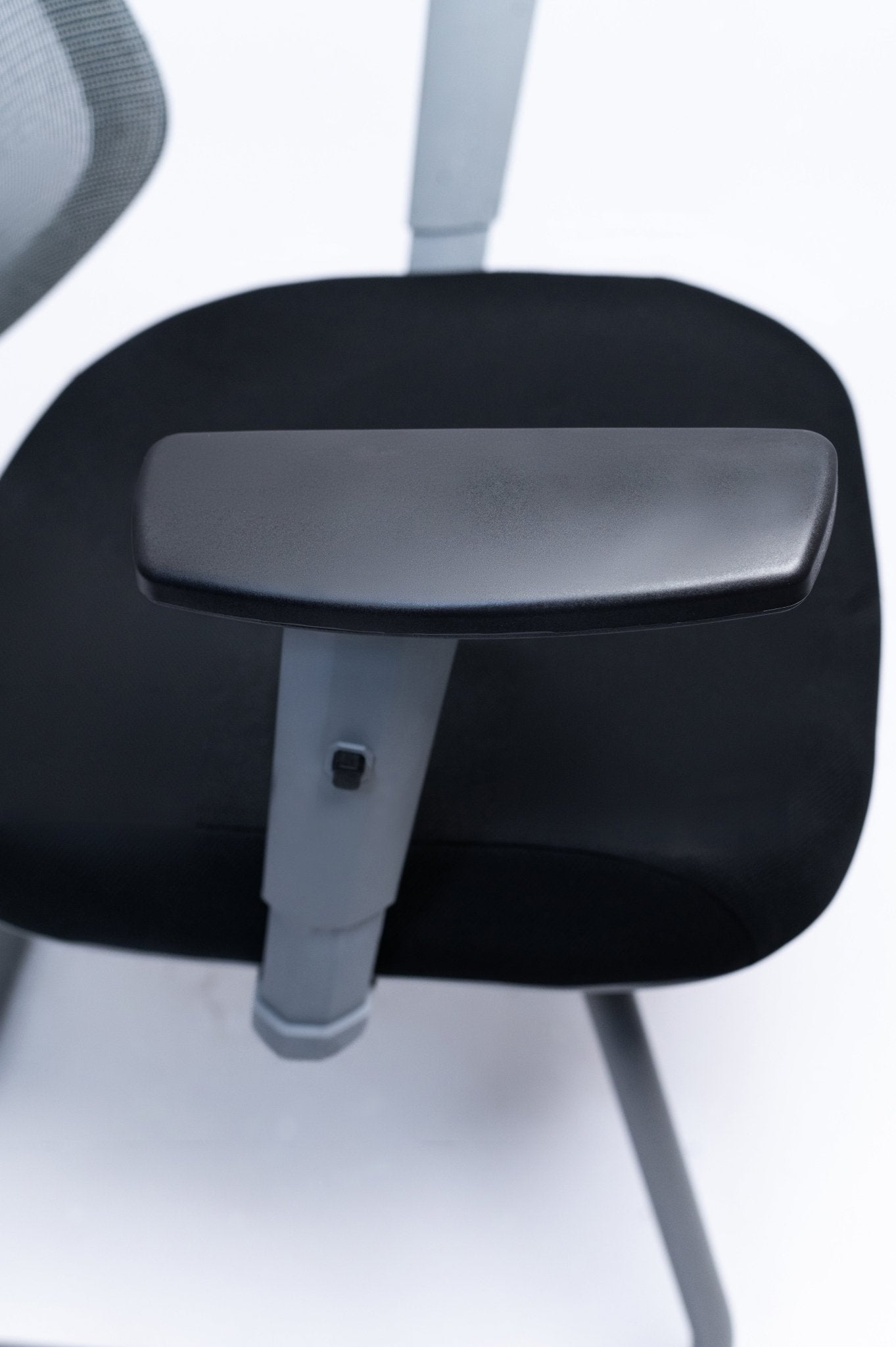 Vinnous Chair - Korsy360