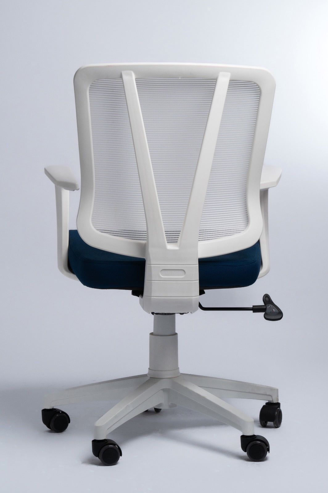 سكاي كرسي مكتب مودرن  طبي شبك وسط متحرك فريم ابيض