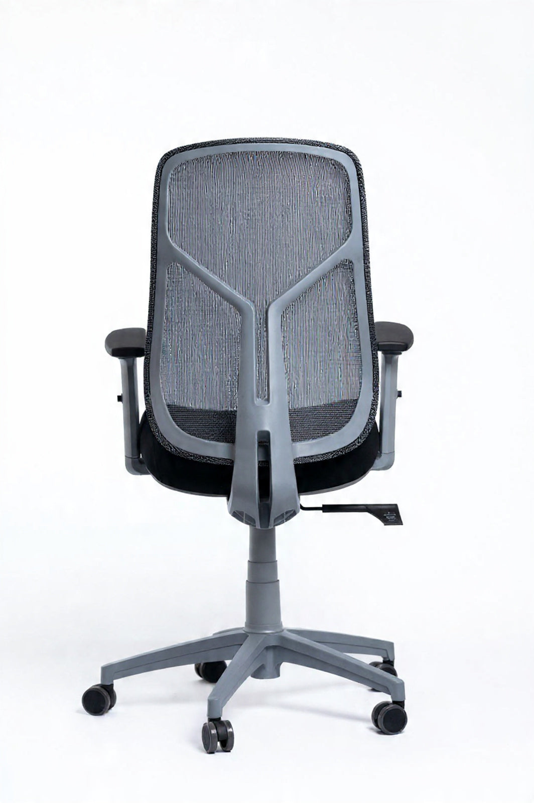 Vinnous Chair