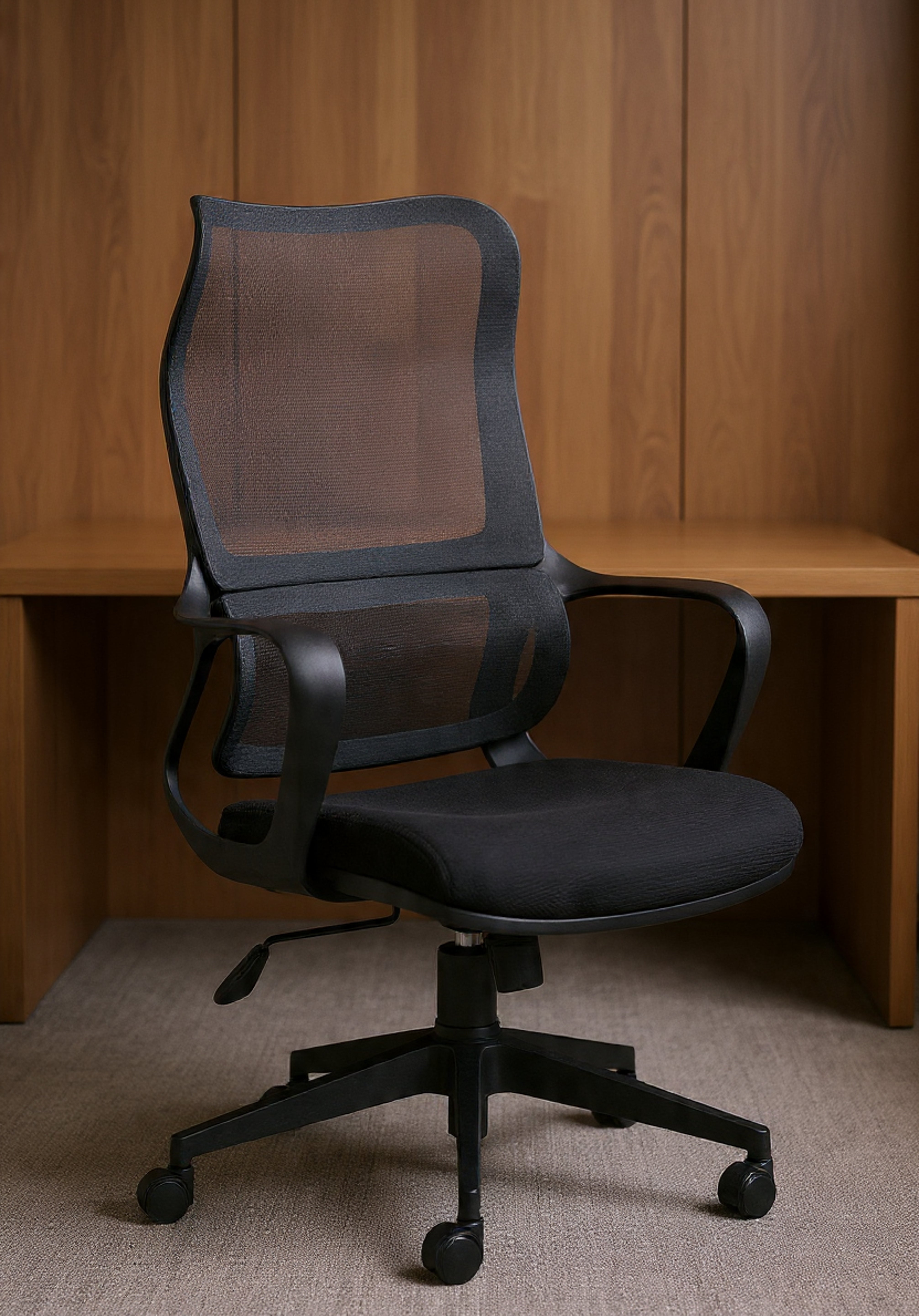 Phonix Chair Manger