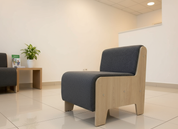 فولدنج كرسي فوتيه مكتب مودرن فريم خشب مبطن قماش كتان